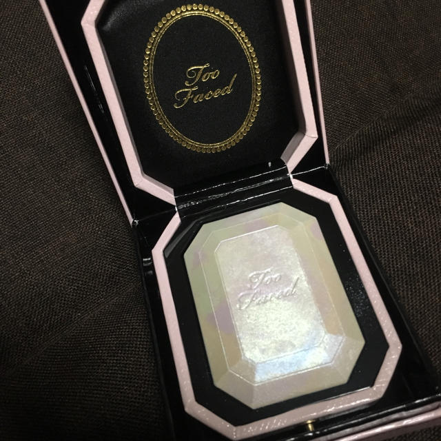 新品 Too Faced ハイライター♡