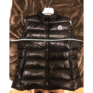 モンクレール(MONCLER)のモンクレール ダウンベスト 専用(ダウンベスト)