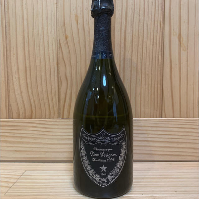 Dom Pérignon(ドンペリニヨン)の【入手困難品】ドン・ペリニヨン エクテーク 1996 食品/飲料/酒の酒(シャンパン/スパークリングワイン)の商品写真