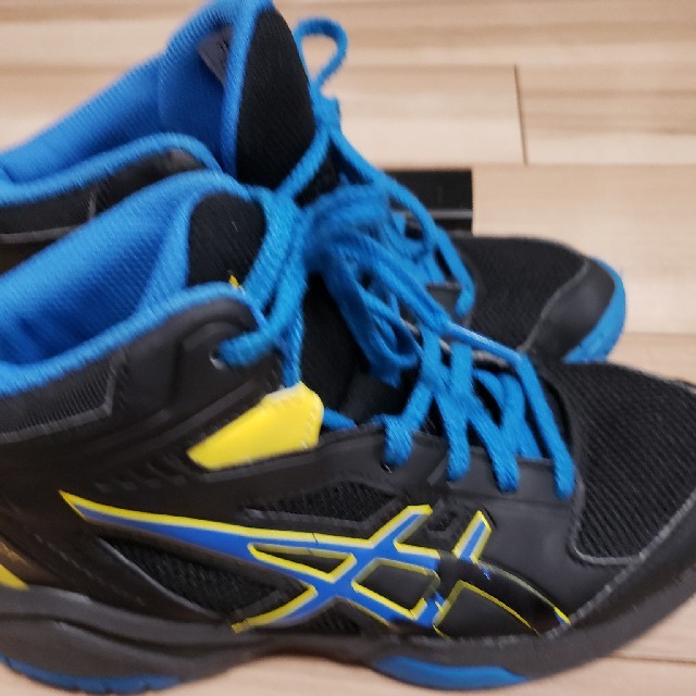 asics(アシックス)のキッズ　バスケットシューズ　21.0cm アシックス キッズ/ベビー/マタニティのキッズ靴/シューズ(15cm~)(アウトドアシューズ)の商品写真