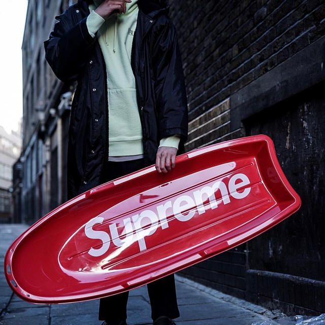 Supreme(シュプリーム)の【定価以下】17FW Supreme Sled ソリ メンズのメンズ その他(その他)の商品写真