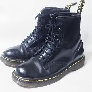 ドクターマーチン(Dr.Martens)の
名作！ドクターマーチン高級8ホールブーツ人気王道モデル！黒


(ブーツ)