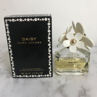 マークバイマークジェイコブス(MARC BY MARC JACOBS)のMARK JACOBS DAISY香水(香水(女性用))