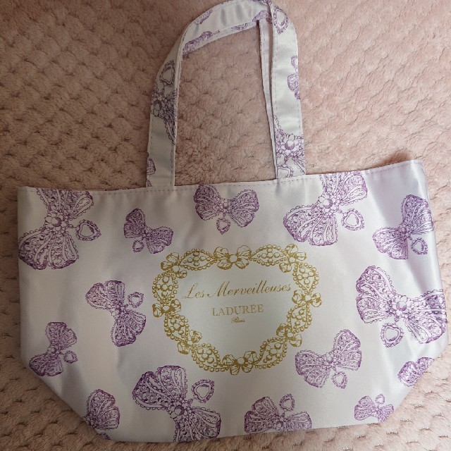 Les Merveilleuses LADUREE(レメルヴェイユーズラデュレ)の♥️様専用 レディースのバッグ(トートバッグ)の商品写真