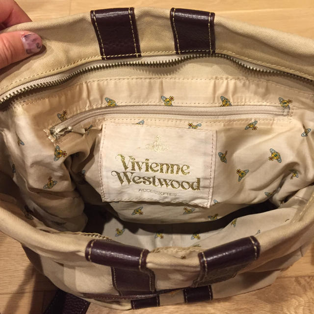 Vivienne Westwood(ヴィヴィアンウエストウッド)のヴィヴィアンウエストウッド ショルダーバッグ レディースのバッグ(ショルダーバッグ)の商品写真