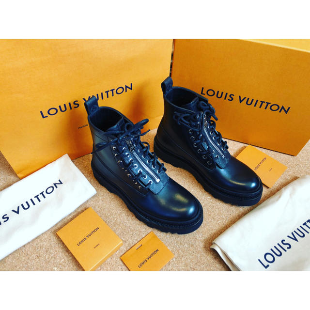 ブーツLouis Vuitton ブーツ 5%クーポン配布にて値下げ