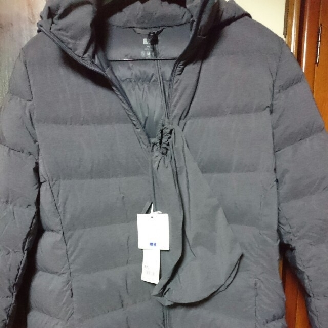UNIQLO(ユニクロ)のシームレスダウンロングコ―ト レディースのジャケット/アウター(ダウンコート)の商品写真