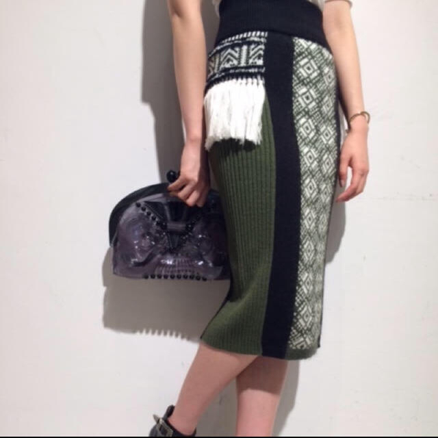 mame(マメ)のmame 2015aw フリンジモヘヤニットスカート サイズ1 レディースのスカート(ロングスカート)の商品写真