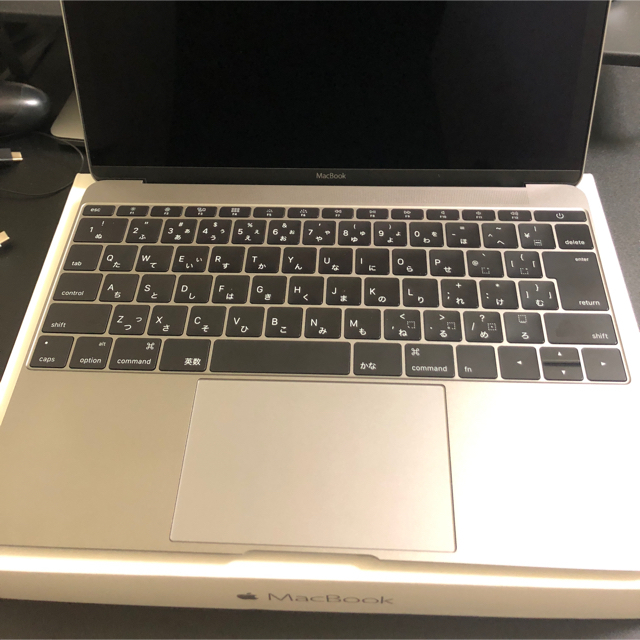 MacBook 2016 スペースグレー 2