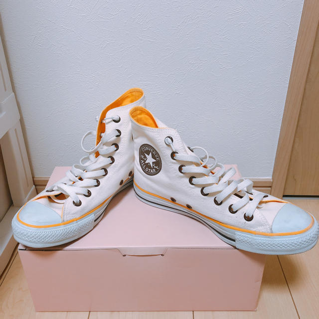 CONVERSE(コンバース)の年内売り切り商品❗️converse ハイカット 25.5cm  可愛い メンズの靴/シューズ(スニーカー)の商品写真