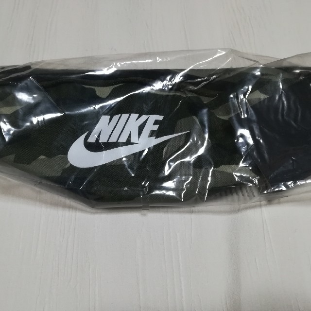 NIKE(ナイキ)の☆NIKE ナイキメンズ ボディバッグ・ウエストポーチ・ショルダーバッグ ☆ メンズのバッグ(ウエストポーチ)の商品写真