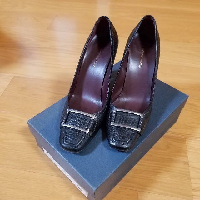 Banana Republic(バナナリパブリック)の美品　日本未入荷　バナリパ　パンプス　黒 レディースの靴/シューズ(ハイヒール/パンプス)の商品写真