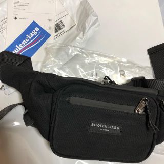 バレンシアガ(Balenciaga)の 'boolenciaga' Clout Bag(ウエストポーチ)