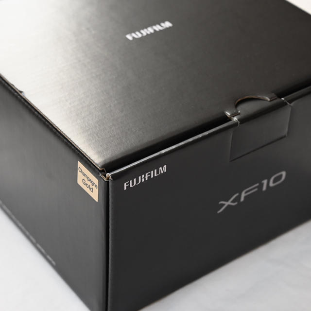 富士フイルム FUJIFILM XF10 新品同様品の通販 by ksk2100's shop