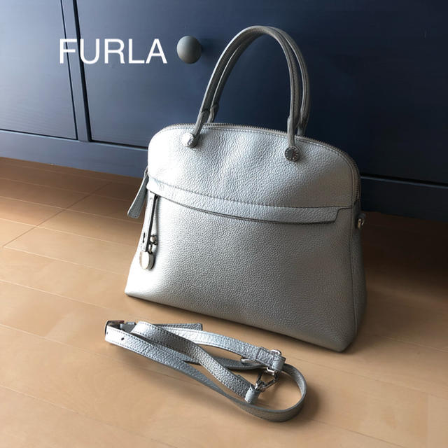 極美品⭐️FURLA／フルラ／パイパー／2WAY バッグ⭐️希少⭐️シルバー