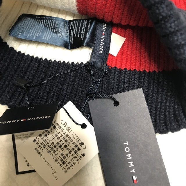 TOMMY HILFIGER(トミーヒルフィガー)のトミーヒルフィガー　ニット帽 メンズの帽子(ニット帽/ビーニー)の商品写真