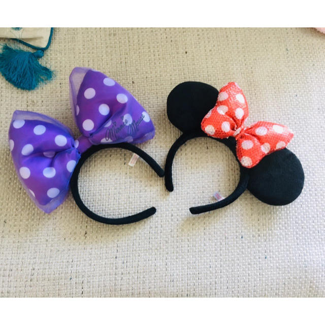 Disney(ディズニー)のディズニー購入 カチューシャ 2つセット レディースのヘアアクセサリー(カチューシャ)の商品写真