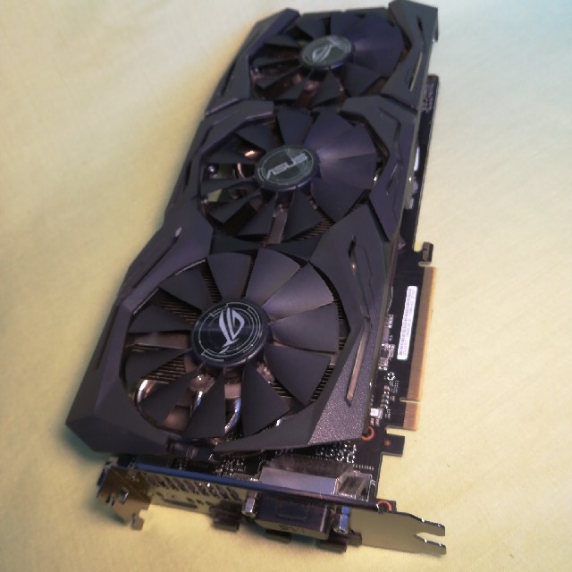 PCパーツASUS STRIX 1070Ti【送料無料】