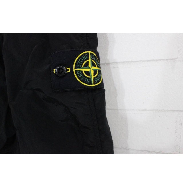 STONE ISLAND(ストーンアイランド)のstone island 18aw XL nylon metal black メンズのパンツ(その他)の商品写真