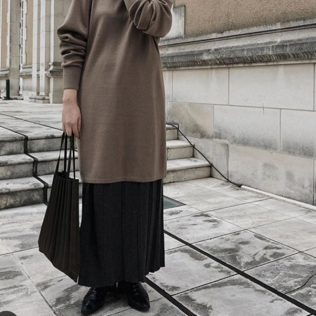 ISSEY MIYAKE - me イッセイミヤケ ☆ TRUNK PLEATS BAG トートバッグ