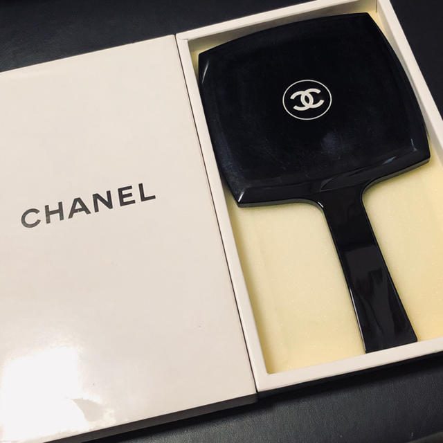 CHANEL - シャネル ハンドミラーの通販 by Blue moon｜シャネルならラクマ