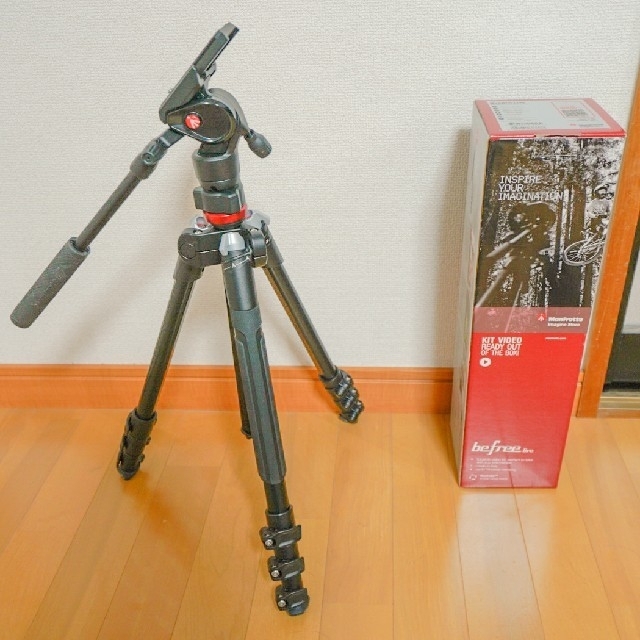 Manfrotto(マンフロット)のManfrotto　Befree　live　三脚　おまけ付き スマホ/家電/カメラのカメラ(その他)の商品写真