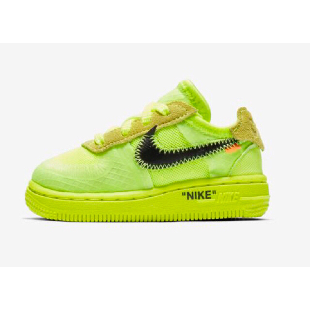 NIKE(ナイキ)のTHE 10 FORCE 1 キッズ 16cm off white フォース 1 キッズ/ベビー/マタニティのキッズ靴/シューズ(15cm~)(スニーカー)の商品写真