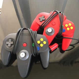 ニンテンドウ64(NINTENDO 64)の64 コントローラ(家庭用ゲーム機本体)