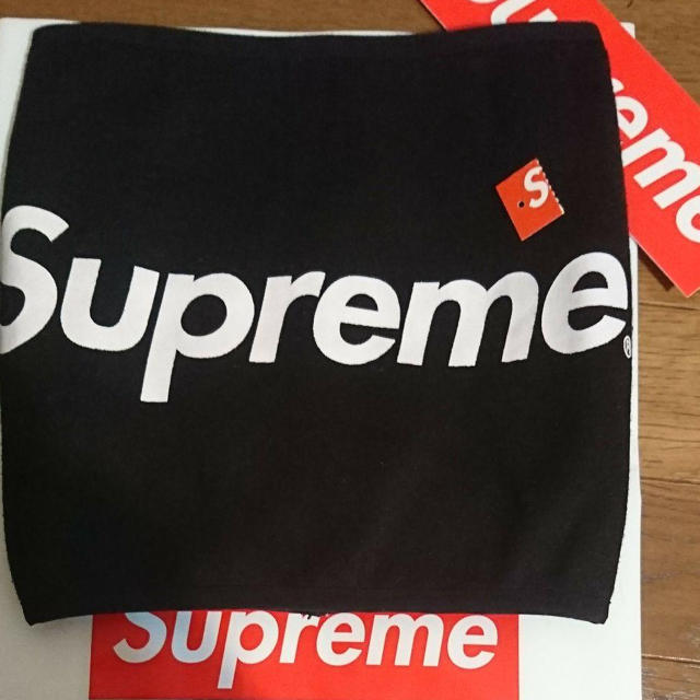 Supreme - supreme ネックウォーマー 美品の通販 by supreme大放出中 ...