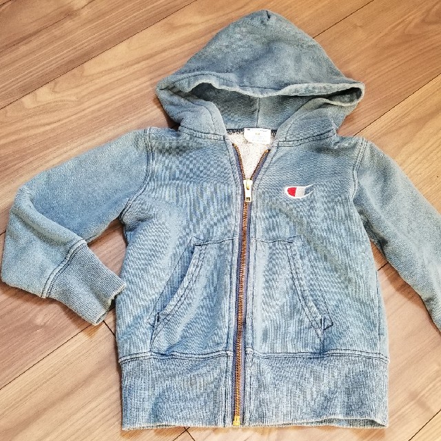 Champion(チャンピオン)のアウター キッズ/ベビー/マタニティのキッズ服男の子用(90cm~)(ジャケット/上着)の商品写真