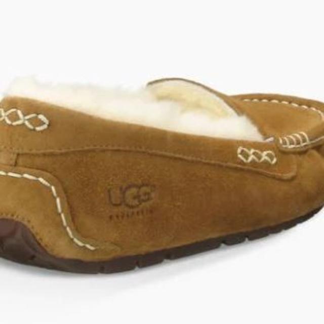 【新品】UGG ANSLEY　アグ　アンスレー　24ｃｍ※値下げご相談ください