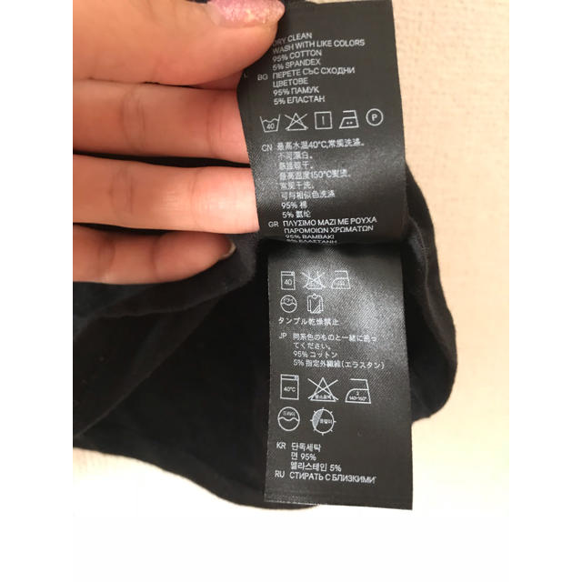 H&M(エイチアンドエム)のH&M Tシャツ レディースのトップス(Tシャツ(半袖/袖なし))の商品写真