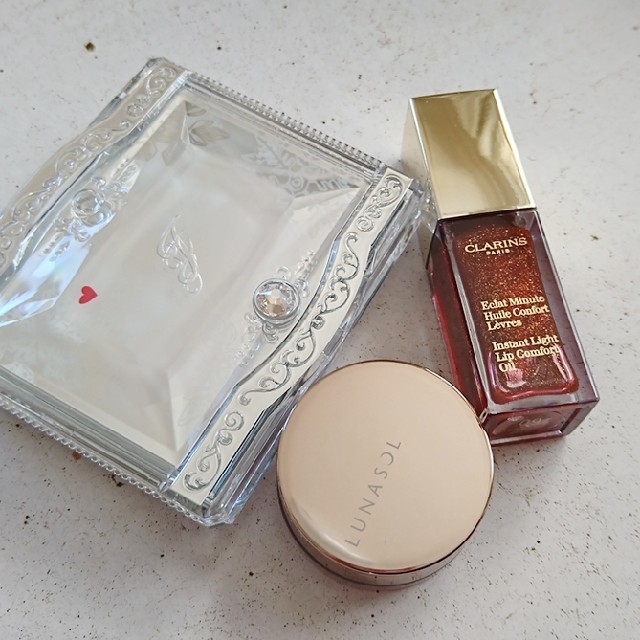 CLARINS(クラランス)の完売品【新品未使用】人気クリスマスコフレ まとめ売り コスメ/美容のキット/セット(コフレ/メイクアップセット)の商品写真