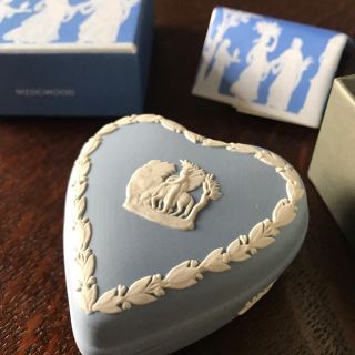 ウェッジウッド(WEDGWOOD)のウエッジウッド ジャスパー ハート型小物入れ(小物入れ)