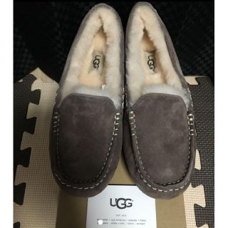 アグ(UGG)の【新品】UGG アンスレー モカシン（チョコレート:約23.5〜24cm）(スリッポン/モカシン)