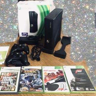 エックスボックス360(Xbox360)の【値下げ】美品 Xbox360ブラック 完備品 ソフト付き(家庭用ゲーム機本体)