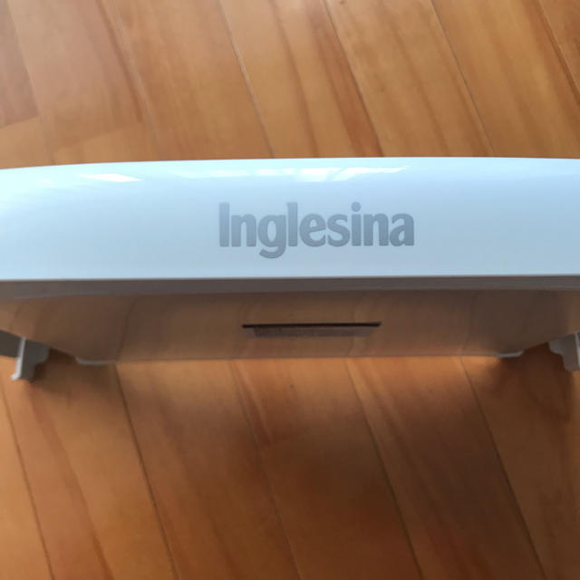 Inglesina(イングリッシーナ)の【未使用品】イングリッシーナダイニングトレー キッズ/ベビー/マタニティの授乳/お食事用品(その他)の商品写真