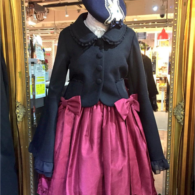 ATELIER BOZ - アトリエピエロ 姫袖 ショートコートの通販 by ATELIER BOZ - アトリエピエロ 姫袖 ショートコートの通販 by