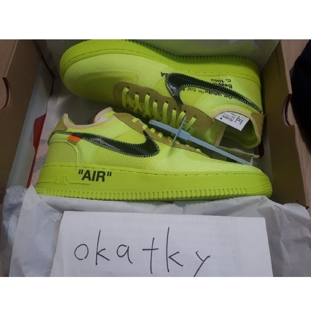 NIKE(ナイキ)のNIKE AIR FORCE 1 LOW  OFF WHITE VOLT 9.5 メンズの靴/シューズ(スニーカー)の商品写真