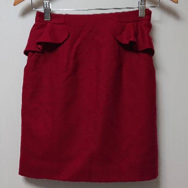 Rirandture(リランドチュール)の🖤美品🖤ﾊﾞｯｸﾘﾎﾞﾝ ｽｶｰﾄ(RED)  レディースのスカート(ミニスカート)の商品写真