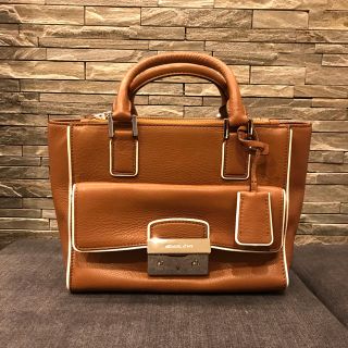 マイケルコース(Michael Kors)のマイケルコース ハンドバッグ(ハンドバッグ)