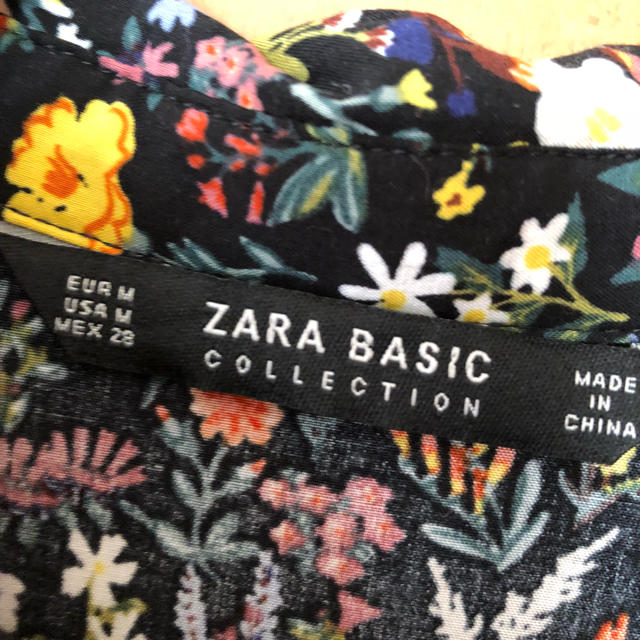ZARA(ザラ)のザラ 花柄ブラウス シャツ ボタニカル レディースのトップス(シャツ/ブラウス(長袖/七分))の商品写真