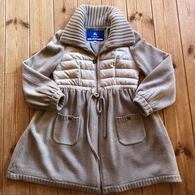 BURBERRY BLUE LABEL(バーバリーブルーレーベル)のダウン&ニットコート🧥🌹 レディースのジャケット/アウター(ニットコート)の商品写真