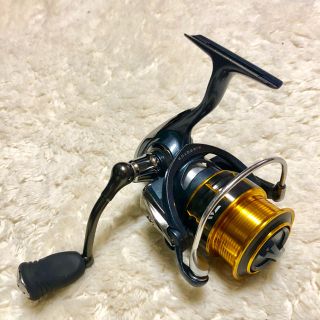 ダイワ(DAIWA)のFREAMS2506 スピニングリール(リール)