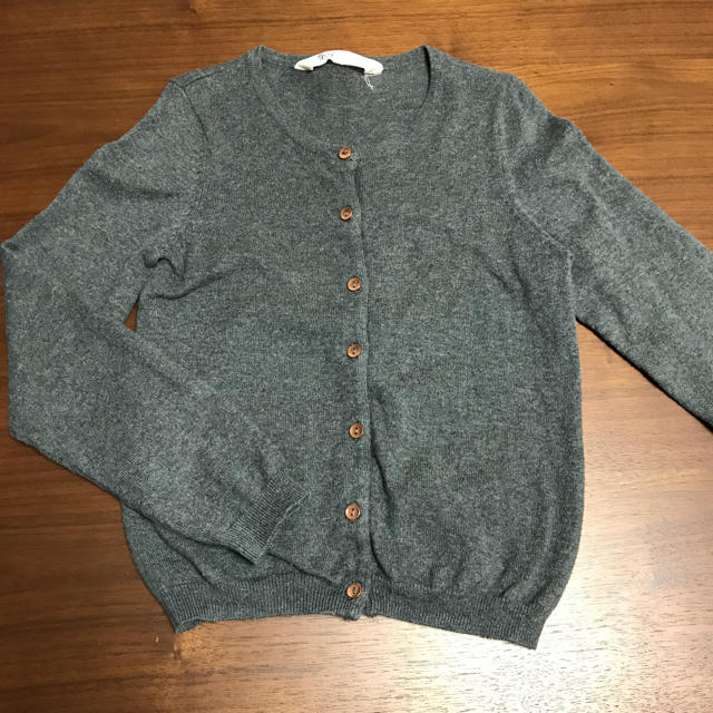 H&M(エイチアンドエム)のH&M 女の子カーディガン キッズ/ベビー/マタニティのキッズ服女の子用(90cm~)(カーディガン)の商品写真