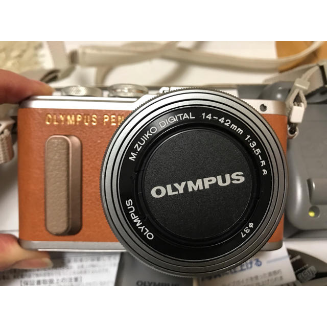 OLYMPUS(オリンパス)のOLYMPUS PEN スマホ/家電/カメラのカメラ(デジタル一眼)の商品写真