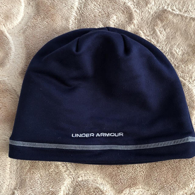 UNDER ARMOUR(アンダーアーマー)のニット帽 メンズの帽子(ニット帽/ビーニー)の商品写真