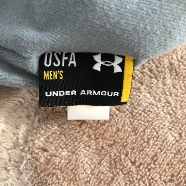 UNDER ARMOUR(アンダーアーマー)のニット帽 メンズの帽子(ニット帽/ビーニー)の商品写真