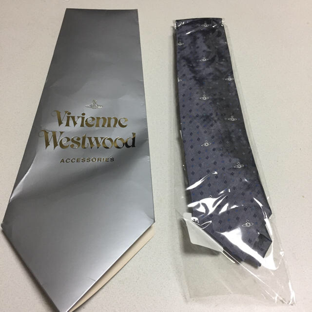 Vivienne Westwood(ヴィヴィアンウエストウッド)のvivienne westwood のお洒落なネクタイ メンズのファッション小物(ネクタイ)の商品写真
