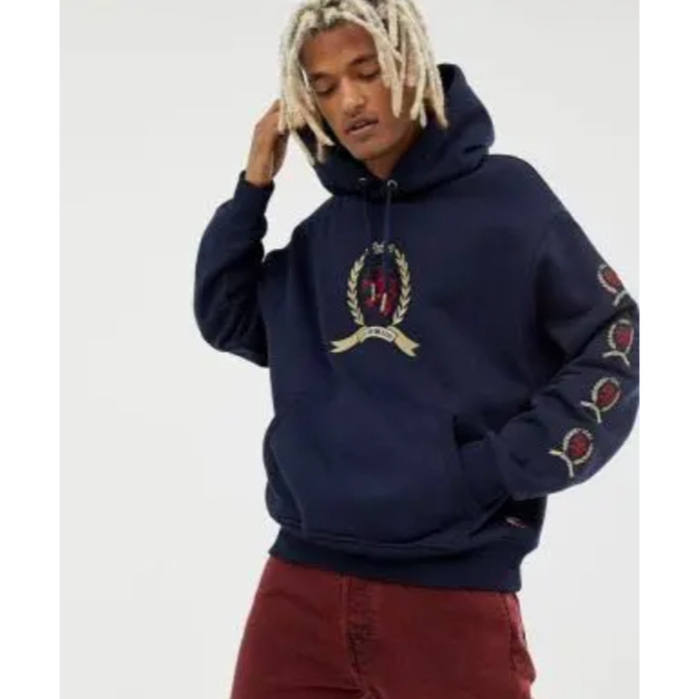 TOMMY HILFIGER(トミーヒルフィガー)の値下げ！Tommy jeans crest hoody トミージーンズ パーカー メンズのトップス(パーカー)の商品写真